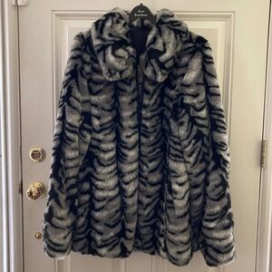 Dennis Basso Faux Fur Coat/Reversible to Washable Satin/M/NEW/NEVER WORN!